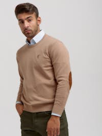 Round neck sweater wilth elbow patches | Taupe