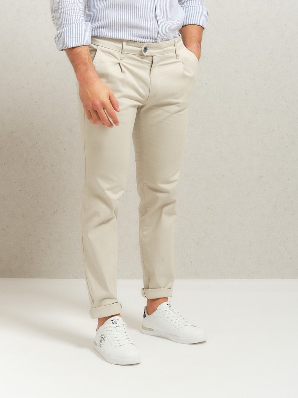 Pantalons chinos à plis | Beige