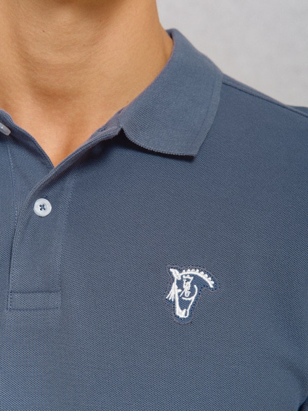 Polo Básico com Detalhe Patch | Cobalto