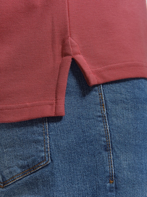 Polo Básico com Detalhe Patch | Grosella