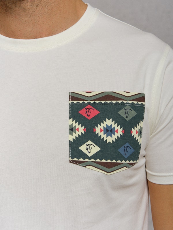T-shirt étnica de bolso | Crudo