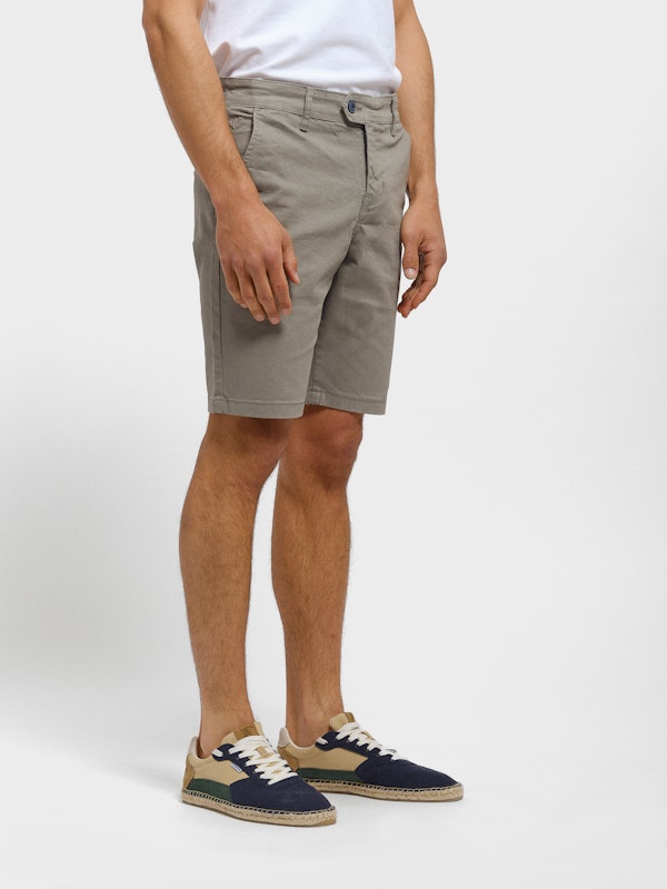 Bermuda Chino | Gris