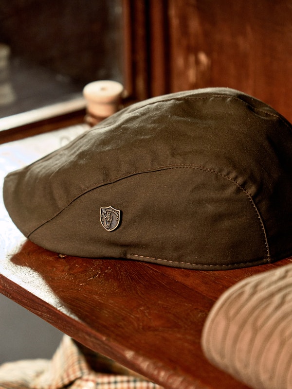 Waxed Effect Cap | Verde