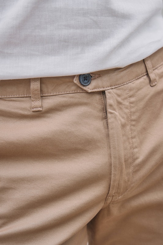 Bermuda Chino | Camel