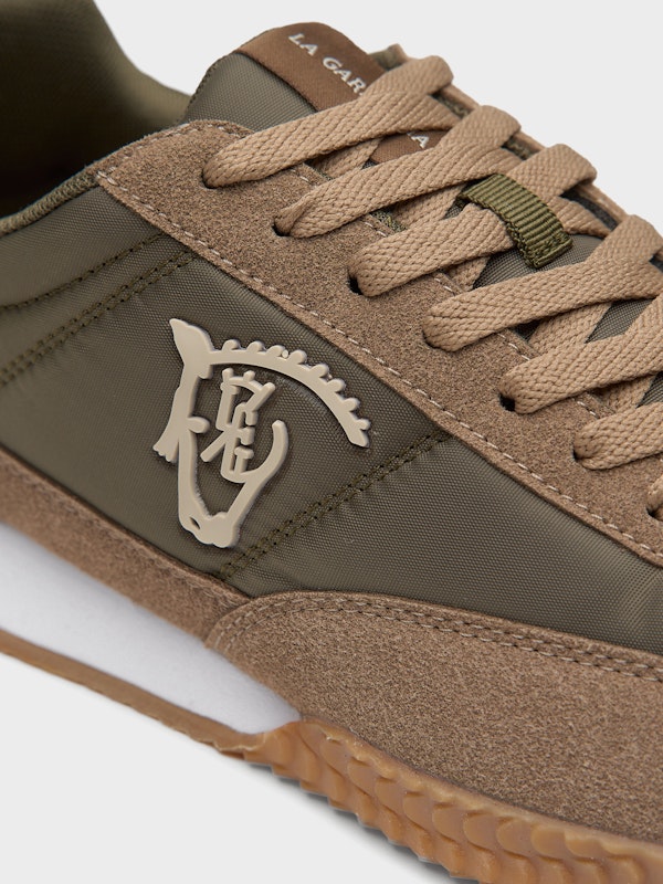 Baskets Castle | Caza