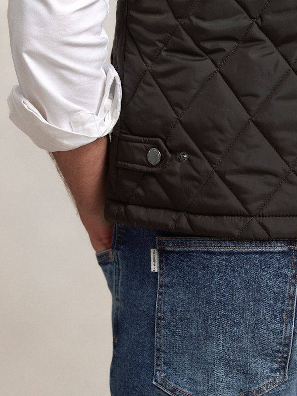 Diamond Quilted Vest | Carbón