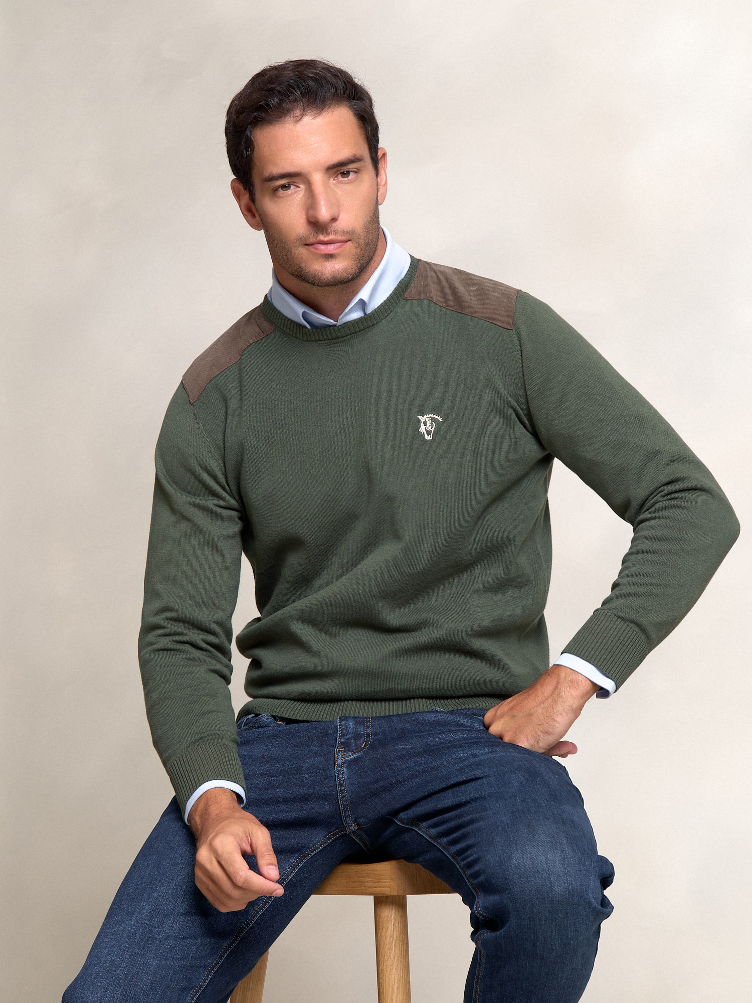 Round neck sweater with Corduroy Detail | Musgo