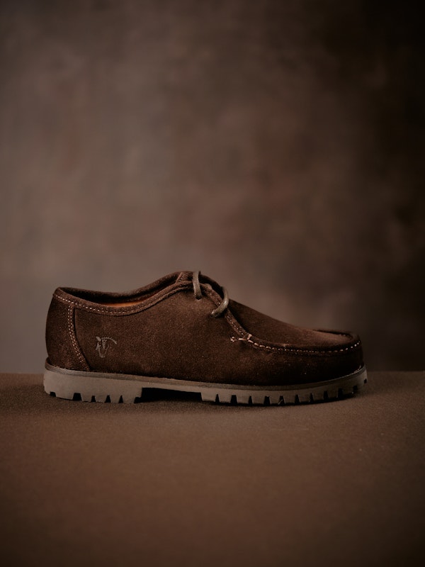 Sapato com atacadores